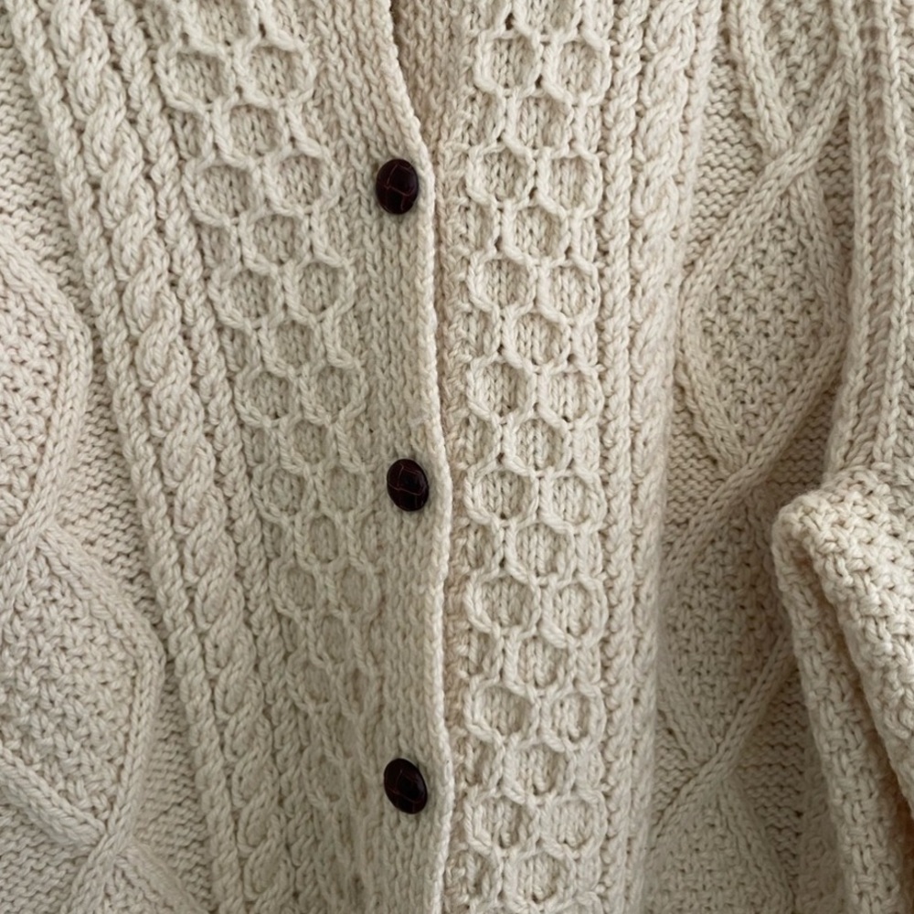 Quill’s Woolen Market | Irish Fisherman Cardigan. Handknit. Fits Large/ XL - Picture 2 of 9